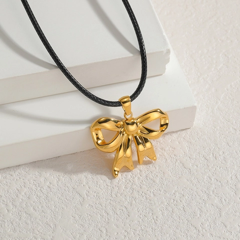 Collar Colgante Lazo Corazón Acero Inoxidable Chapado En Oro 18K Cordón Cera Negro Choker Joyería Elegante Para Mujer