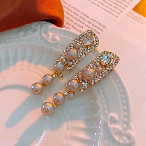 Pendientes Largos Retro Franceses De Lujo Con Perlas Artificiales Artificiales Diamantes De Imitación Y Poste De Plata Para Boda
