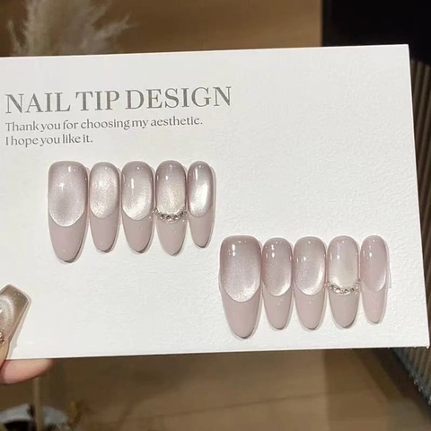 French Cat Eye Aufdrucknägel Glänzende Mandel Künstliche Nägel Mit Rhinestones Und Künstliche Perlen Für Frauen