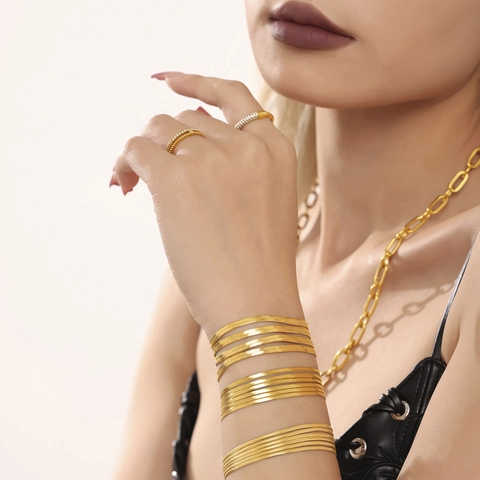 Multi Layer Schlangenkette Armband Edelstahl PVD Vergoldet Nicht Verblassend Statement Mode Schmuck Für Frauen