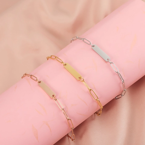 304 Stainless Steel Bracelet With Rectangular ID Bar Paperclip Chain Minimalist Polished Jewelry For Women Everyday Wear