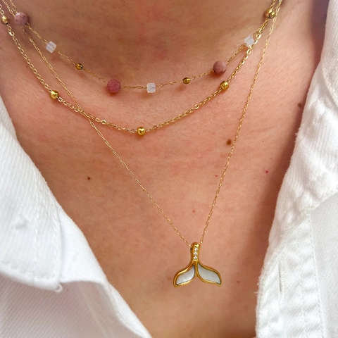 Collana Multistrato in Acciaio Inossidabile Vintage per Donna Pendente a Coda di Balena Placcato Oro Perline in Pietra Naturale