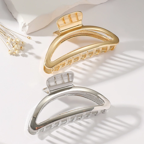 Pinza De Pelo Grande Metal Garra Hueca Semicírculo Aleación Tiburón Minimalista Sujeción Fuerte Elegante Accesorio Cabello Mujeres