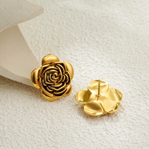 Vintage 18K Gold Plated Copper Rose Camellia Flower Stud Earrings With Stainless Steel Earring Post French Women Jewelry