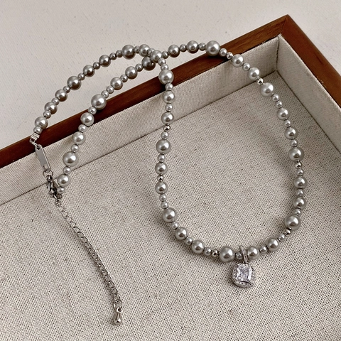 Quadratischer Anhänger Kunstperlenkette Mit Zirkonia Französischer Luxus Elegante Schlüsselbeinkette Schmuck Für Damen