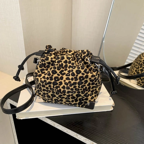 Leopard Print Bucket Bag PU Leather Drawstring Shoulder Bag For Women Fashionable Crossbody Handbag Commuting