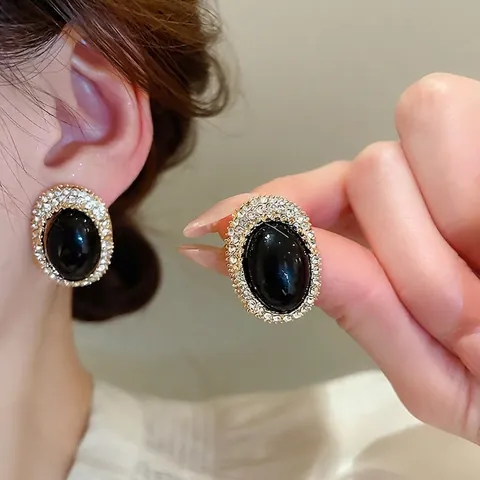 Vintage Oval Stud Earrings Black Stone Alloy Rhinestone Border With Silver Earring Post Retro Palace Jewelry For Women