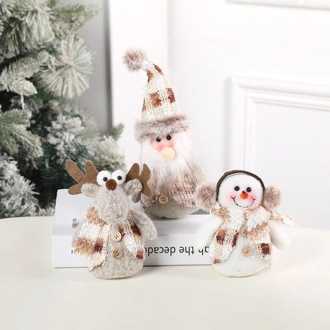 Christmas Hanging Ornaments Knitted Plush Santa Snowman Reindeer Dolls With Wooden Buttons Festive Tree Decor Traditional