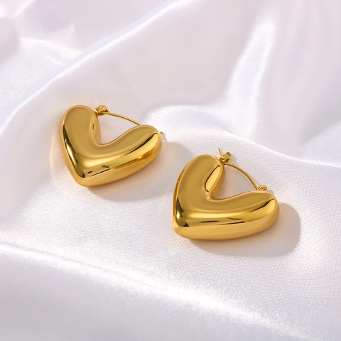 Heart Hoop Earrings 18K Gold Plated Stainless Steel Chunky Hollow Heart Shaped Simple Minimalist Jewelry For Women