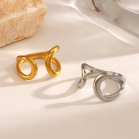 Anello Aperto In Acciaio Inossidabile A Goccia D'acqua Design A Onda Cava Regolabile Gioielli Per Dita Lucidati Donna