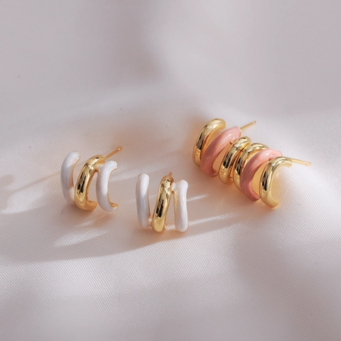 French Vintage C-Shaped Stud Earrings For Women Enamel Oil Drip Contrast Color Triple Ring Copper Plated Minimalist Elegant Jewelry