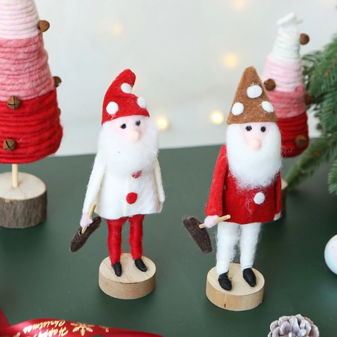 Decorazione Tavolo Albero Natale Babbo Natale Gnomo Statuine Lana Feltro Con Base Legno Campanelli Ornamenti