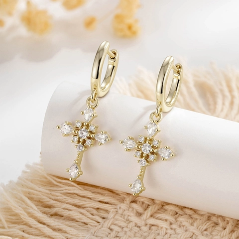Pendientes De Aro Con Colgante De Cruz Vintage Con Circonitas Incrustadas Joyería De Cobre Chapada En Oro Para Mujer