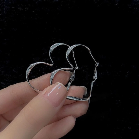 Heart Shaped Hoop Earrings Twisted Metal Fashion Minimalist Jewelry For Women With 925 Sterling Silver Earring Post