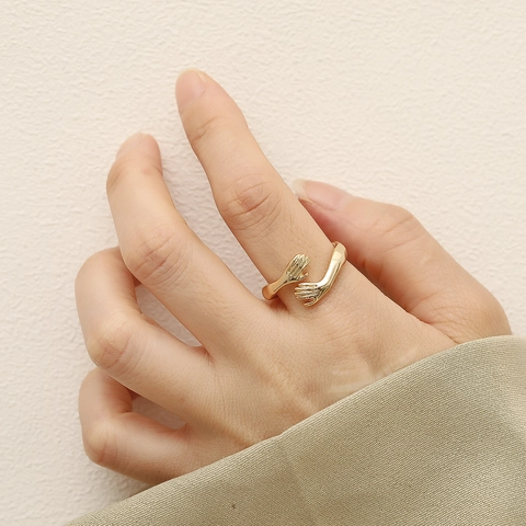 Minimalist Hand Hugging Open Ring Adjustable Copper Creative Retro Punk Gothic Jewelry Accessory For Women