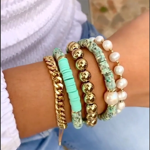 Handmade Bohemian Multilayer Bracelet For Women Natural Freshwater Pearl Heishi Polymer Clay Beads Gold Plated Cuban Chain Stackable Jewelry Gift