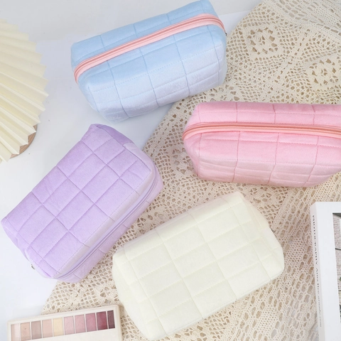 Trousse De Maquillage En Velours Matelassée Pochette Cosmétique Organisateur De Voyage Portable Pour Femmes Peluche Douce