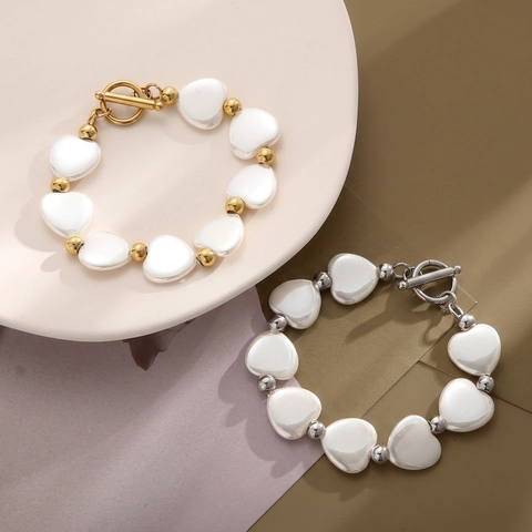 Bracelet Künstliche Perles De Nacre En Forme De Cœur Acier Inoxydable Fermoir À Bascule Bijoux Mode Élégants Femmes Filles