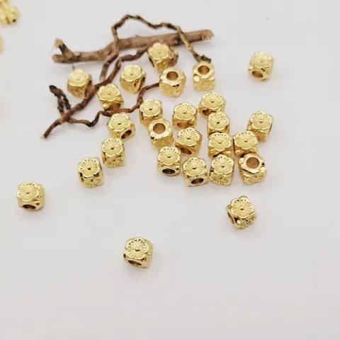 Cuentas De Aleación Estilo Oro Antiguo Vintage Cuadradas Flor DIY Pulsera Collar Fabricación De Joyas Accesorios Separadores