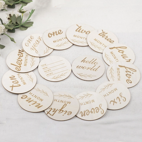 Circular Wooden Baby Monthly Milestone Cards Set Boxwood Growth Record Plaque Newborn Photography Props Milestone Discs