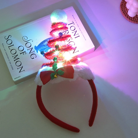 LED Lichtgevende Kerst Hoofdband Gloeiende Lente Spiraal Boom Haarband Met Bellen Boog Veer Voor Feest Decoratie