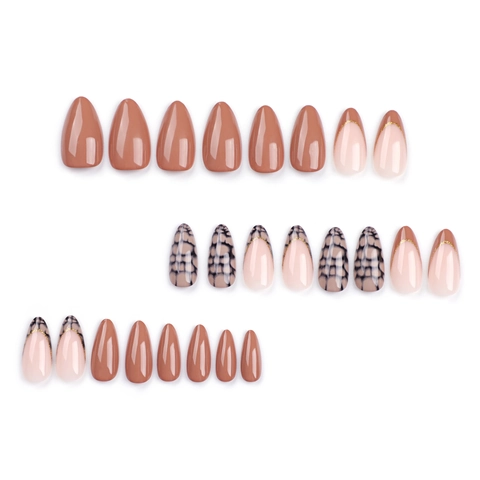 Almond Press On Nails Glanzend Bruin Nude Gouden Rand Slangenpatroon Kunstnagels Voor Vrouwen Dagelijkse Mode