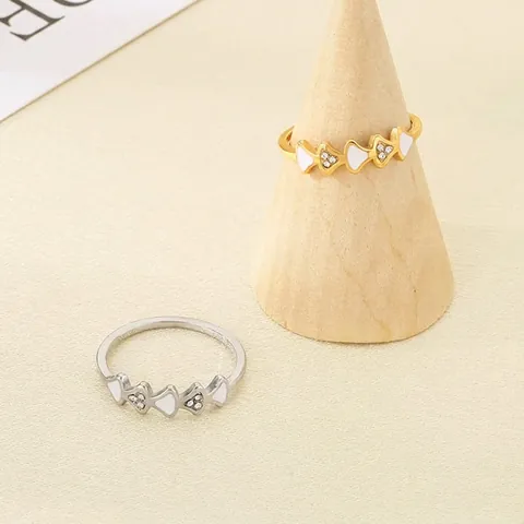 Anillo Moda Acero Inoxidable Esmalte Blanco Patrón Corazón Geométrico Circón Incrustado Chapado Oro 18K Joyería Mujeres