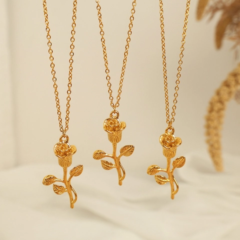 Rose Flower Pendant Necklace Vintage Stainless Steel Elegant Gold Floral Jewelry Gift For Women Daily Wear Minimalist