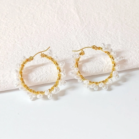 Pendientes De Aro Con Imitación De Perla Artificial Blanca Acero Inoxidable Chapado En Oro De 18K Hecho A Mano Retro Elegante Joyería Para Mujer