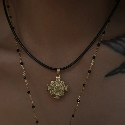 Collier Pendentif Médaille Croix Saint Benoît Or Plaqué Acier Inoxydable Cordon Cuir Noir Bijoux Religieux Vintage Pour Femme