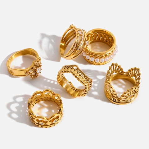 Anillo De Corona Acero Inoxidable Chapado En Oro De 18K Strass Perla Artificial Impermeable Hipoalergénico Joyería Elegante