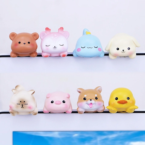 Mini Animal Figurines Resin Cute Kawaii Cartoon Computer Screen Monitor Desktop Car Dashboard Edge Hanging Decor Ornaments