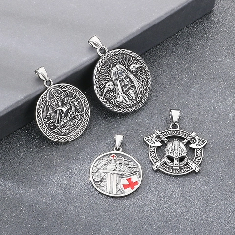Pendente Vichingo Norreno Collana Acciaio Inossidabile Cavaliere Templare Croce Scudo Odino Corvo Ascia Punk Uomo