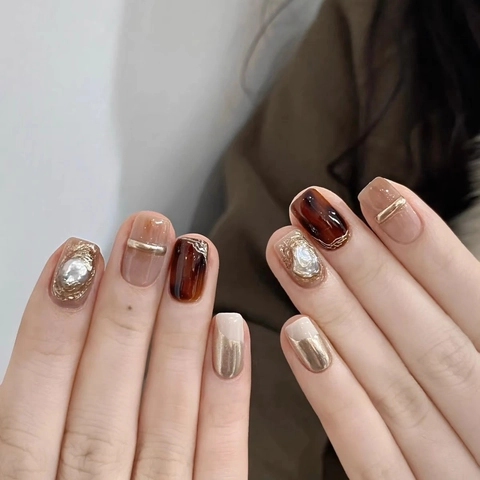 Handmade Amber Marble Press On Nails Vintage Luxury Gold Line Artificial Pearl Decor Reusable Artificial Nails Full Kit For Women