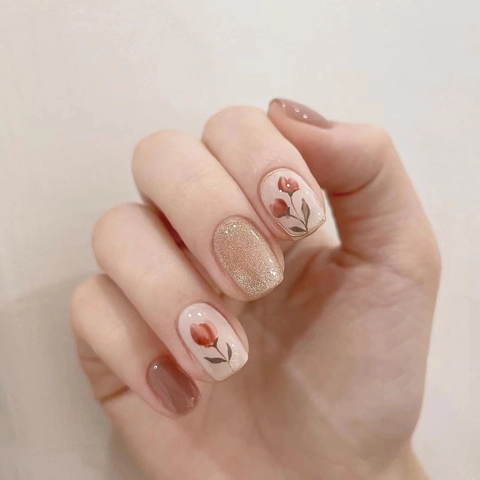 Französisch Kurz Quadratisch Künstliche Fingernägel Braun Gold Glitzer Floral Tulpe Muster Elegant Fake Nails Für Damen Maniküre