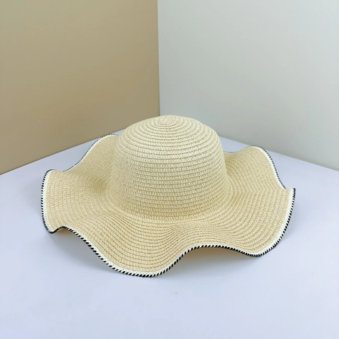 Wide Brim Straw Hat Women Woven Wavy Edge Sun Protection Summer Beach Floppy Hat Elegant Vacation Style