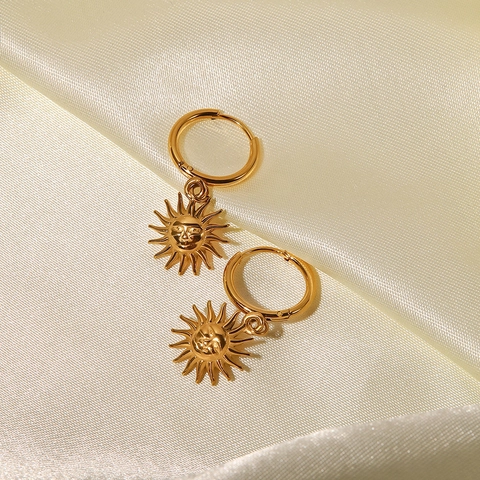 Sonnen Gesicht Anhänger Creolen Edelstahl 18K Vergoldet Vintage Geometrischer Schmuck Für Damen