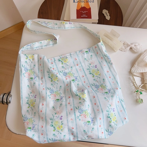 Damen Frische Floral Baumwolle Tote Bag Leichtgewicht Große Kapazität Weiche Schulter Umhängetasche Täglich Lässig