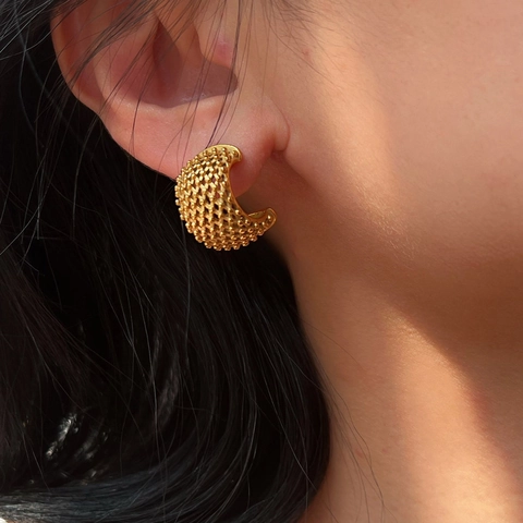 Stainless Steel Mesh Grid C-Shaped Hoop Stud Earrings 18K Gold Plated Vintage Retro Beaded Jewelry For Women