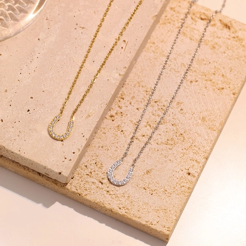 Hufeisen Anhänger Halskette Titanstahl Mit Zirkonia Minimalistische U-Förmige Schlüsselbeinkette Für Damen