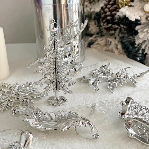 Ornamenti Appesi Di Natale Oro Argento Bianco Plastica Galvanizzato Paillettes Fiocchi Di Neve Renna Alberi Arredamento