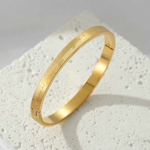Vintage Stainless Steel Forever Love Engraved Bangle For Women Couples Rose Flower Pattern Hinge Buckle Brushed Gold Steel Bracelet Jewelry