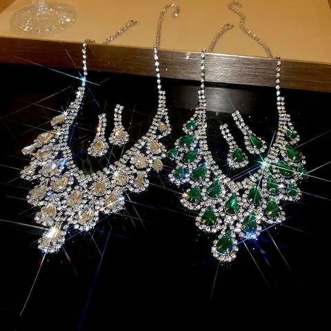 Vintage Luxus Wassertropfen Quaste Halskette Und Ohrringe Kupfer Straß Smaragd Zirkon Abendparty Schmuck Für Frauen