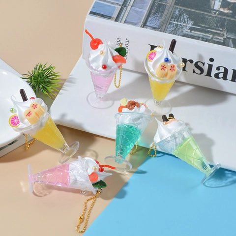 Mini Simulación Copa De Helado Llavero Modelo De Postre Realista De Plástico Decoración De Frutas Crema Colgante De Bolso