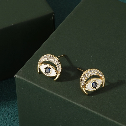 Vintage Gold Plated Copper Zirconia Evil Eye Stud Earrings For Women Fashion Blue Stone Inlaid Crescent Moon Piercing Jewelry