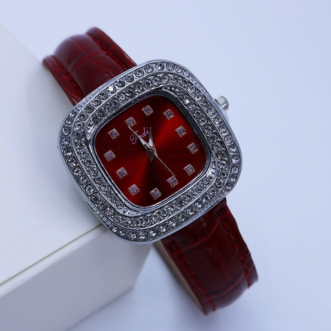 Orologio al Quarzo da Donna con Strass Quadrati Stile Coreano Cassa in Lega Incastonata in Cristallo con Cinturino in Pelle Artificiale