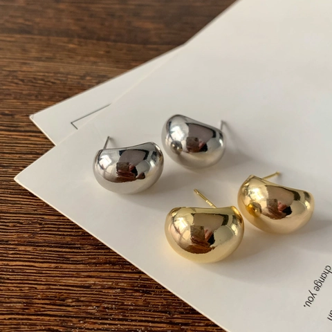 Pendientes De Botón De Bola De Cobre Minimalistas Pulido De Alto Brillo Chapado En Oro Forma De Frijol Joyería Simple Para Mujer