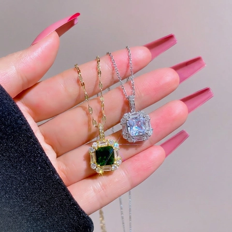 Vierkante Emerald Cut Zirkoon Hanger Ketting Titanium Staal Ketting Koper Micro Pave Sieraden Voor Vrouwen Luxe Elegant