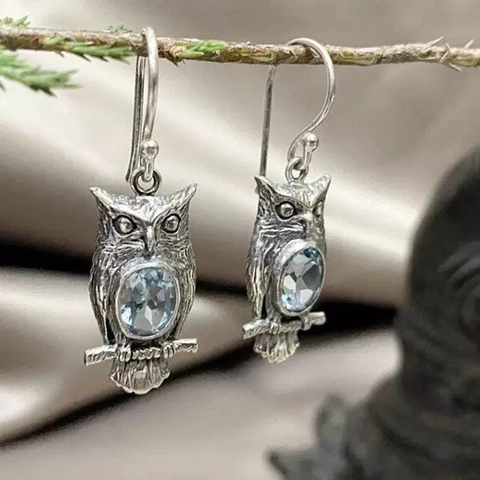 Retro Owl Dangle Earrings For Women Antique Silver Alloy Inlaid Blue Topaz Animal Shape Bohemian Style Hook Jewelry