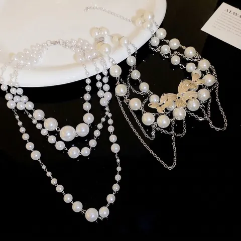 Vintage Multi Layer Glass Artificial Pearl Necklace Alloy Butterfly Pendant Elegant Clavicle Chain For Women Fashion Jewelry